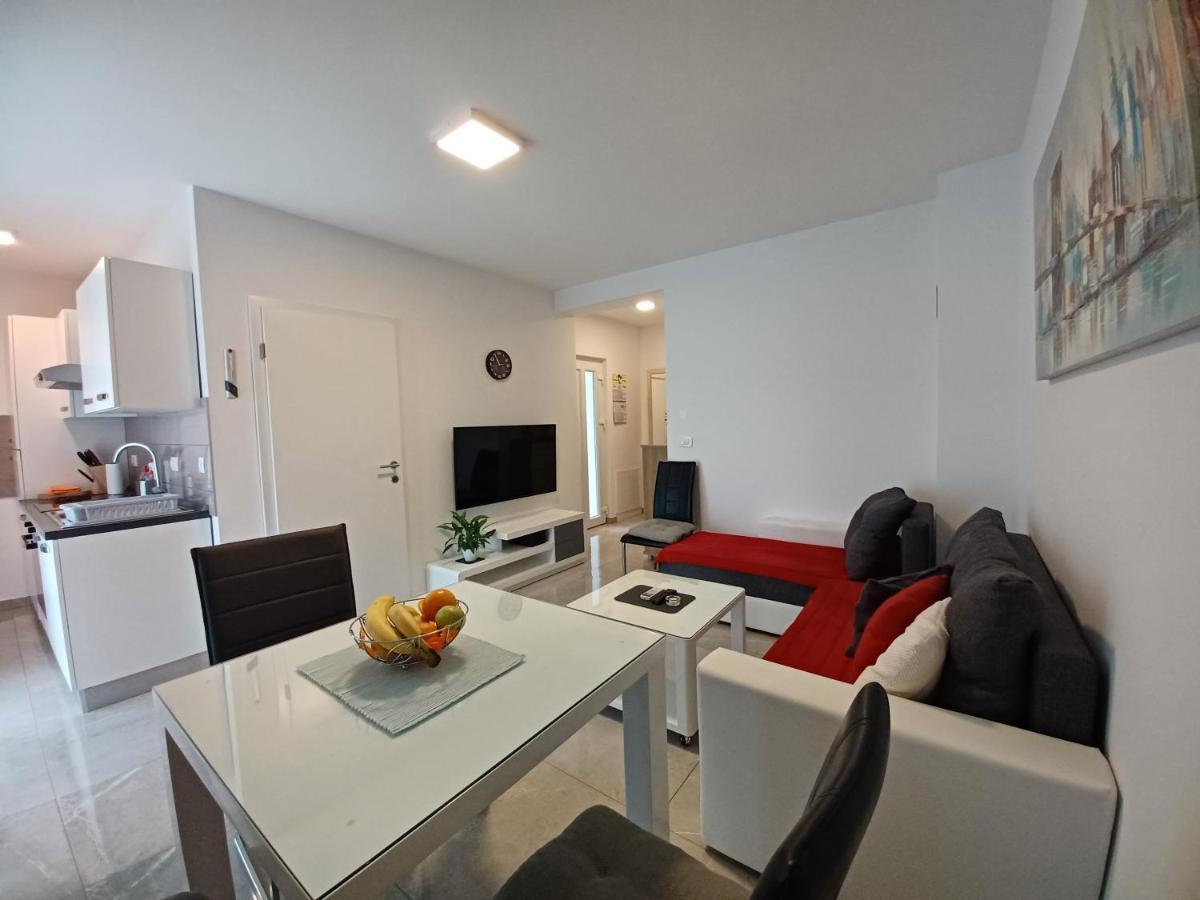 Apartments Leon 2 Novigrad Istria المظهر الخارجي الصورة
